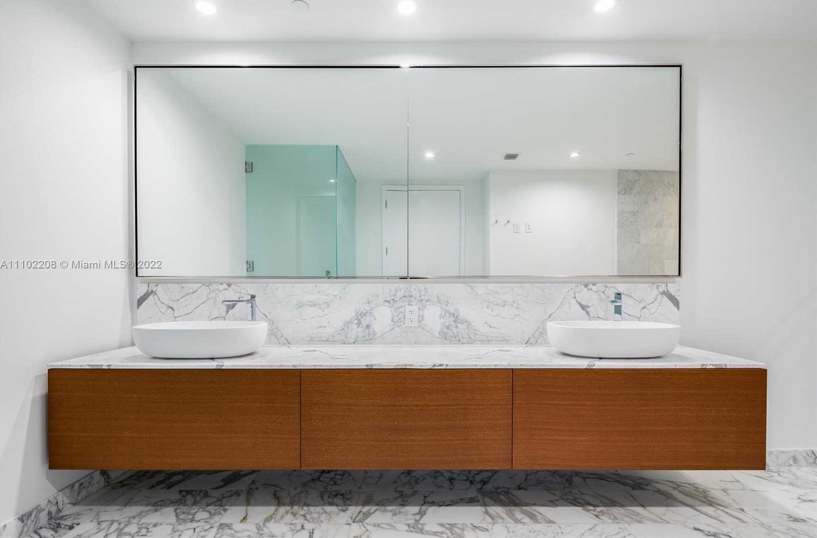 Small Image of 10201 COLLINS AVE #2103, Bal Harbour Number 13