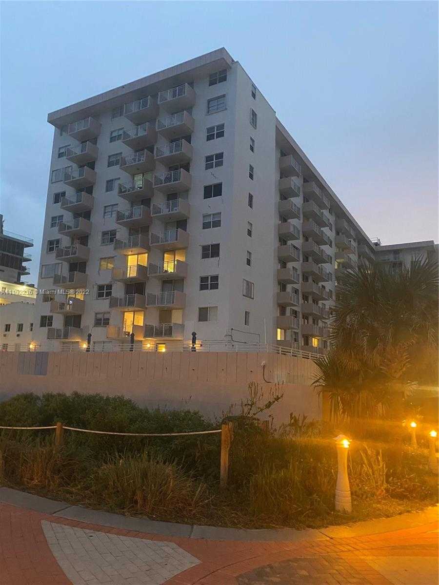 Small Image of 345 OCEAN DR #307, Miami Beach Number 6