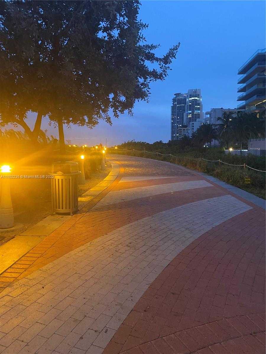 Small Image of 345 OCEAN DR #307, Miami Beach Number 8