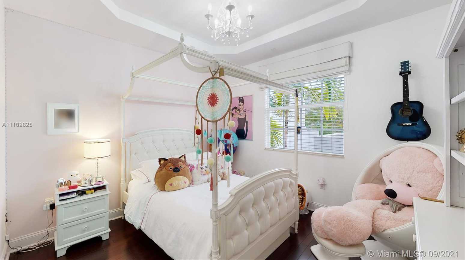 Small Image of 7681 SOUTH WEST 54TH CT, Miami Number 14