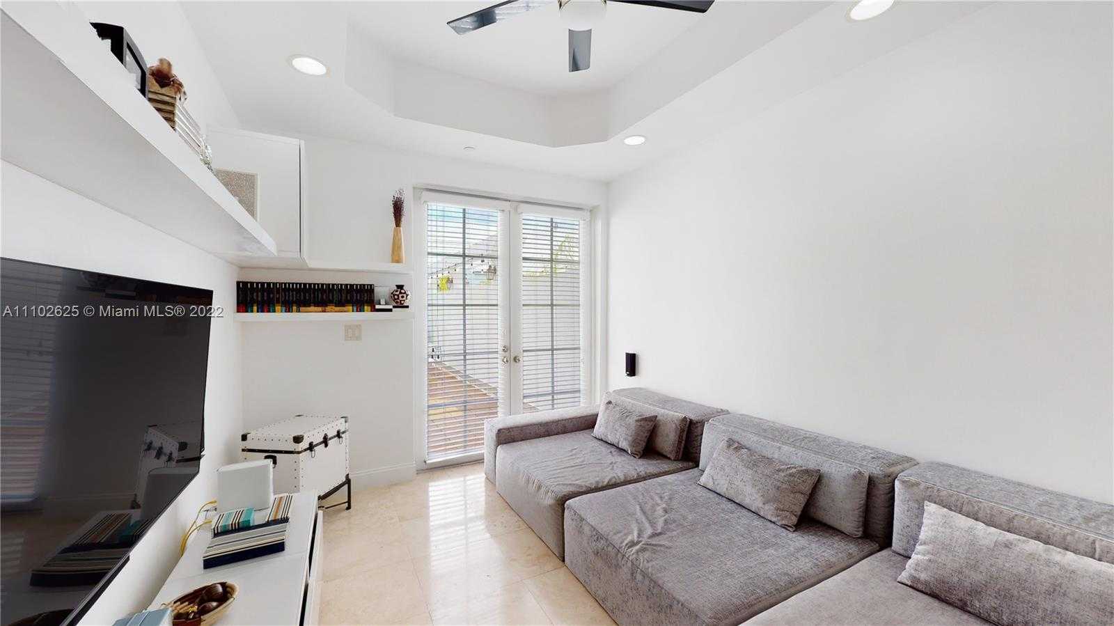 Small Image of 7681 SOUTH WEST 54TH CT, Miami Number 2