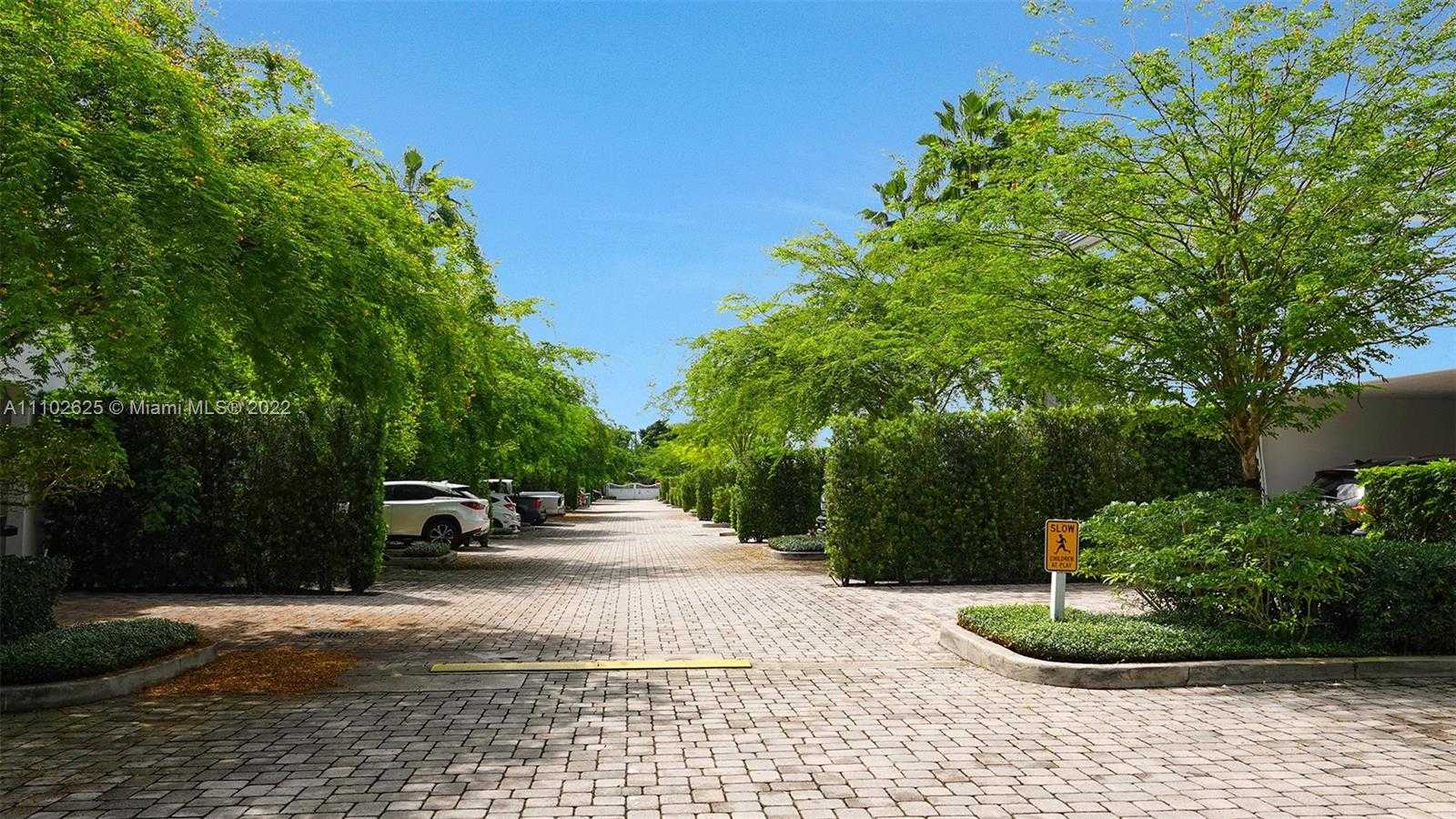 Small Image of 7681 SOUTH WEST 54TH CT, Miami Number 9