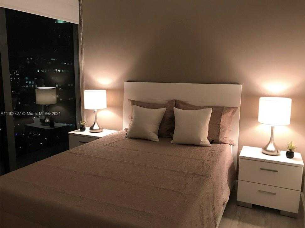 Small Image of 55 SOUTH WEST 9TH ST #2208, Miami Number 12