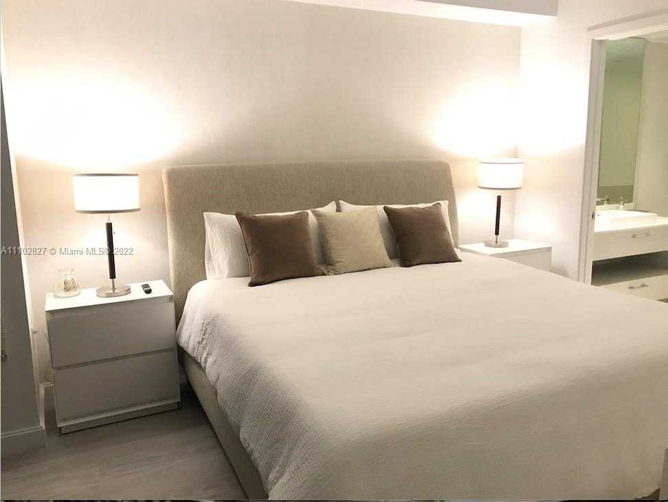 Small Image of 55 SOUTH WEST 9TH ST #2208, Miami Number 7