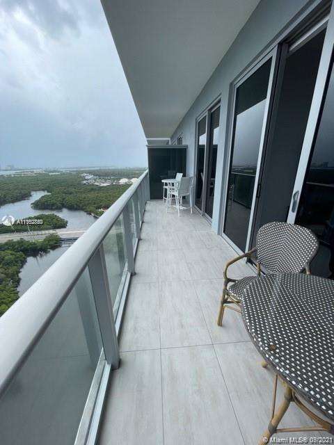 Small Image of 16385 BISCAYNE BLVD #PH06, North Miami Beach Number 10