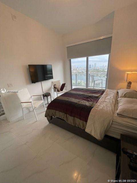 Small Image of 16385 BISCAYNE BLVD #PH06, North Miami Beach Number 12