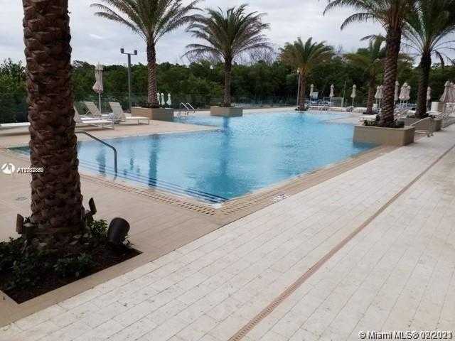Small Image of 16385 BISCAYNE BLVD #PH06, North Miami Beach Number 4