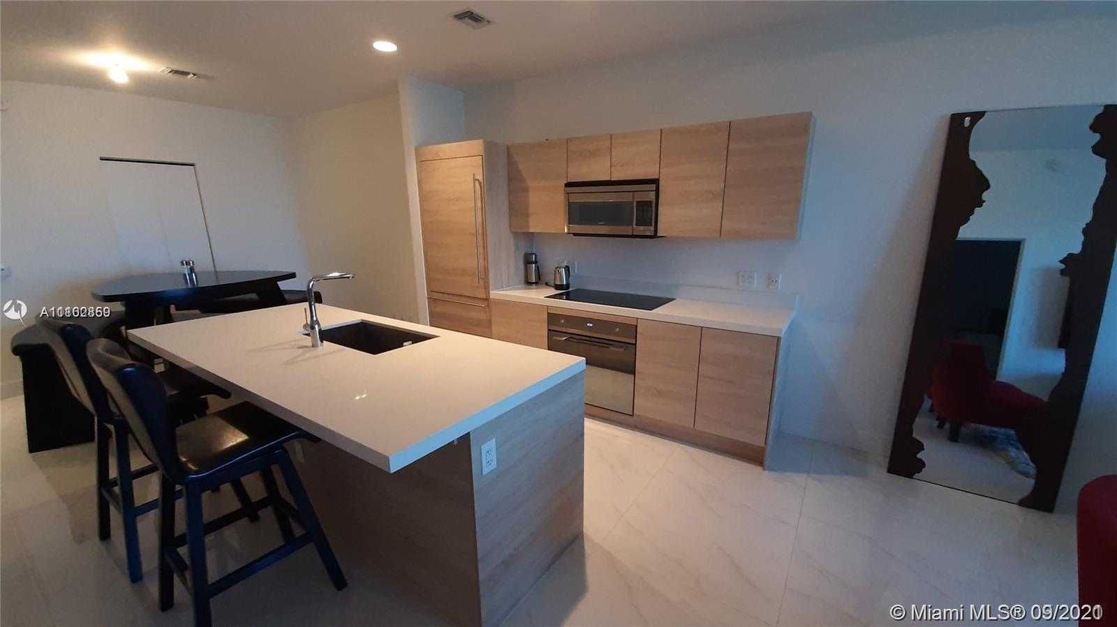 Small Image of 16385 BISCAYNE BLVD #PH06, North Miami Beach Number 7