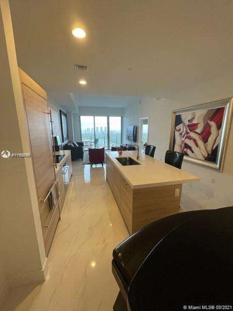 Small Image of 16385 BISCAYNE BLVD #PH06, North Miami Beach Number 8