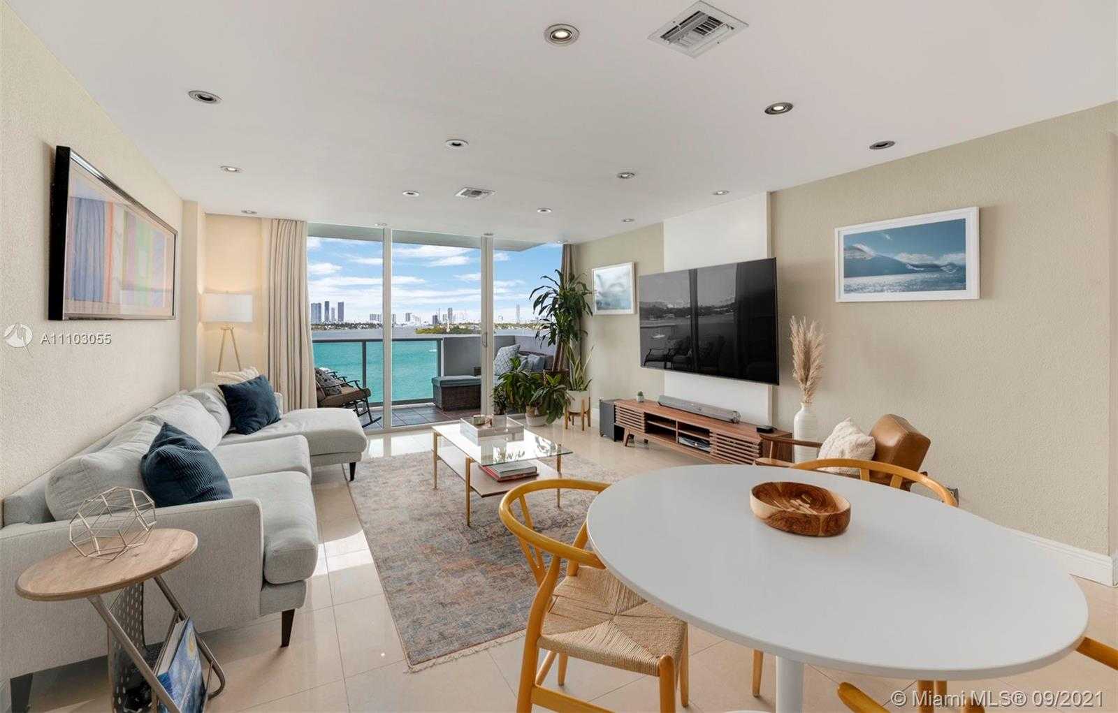 Small Image of 1200 WEST AVE #725, Miami Beach Number 2