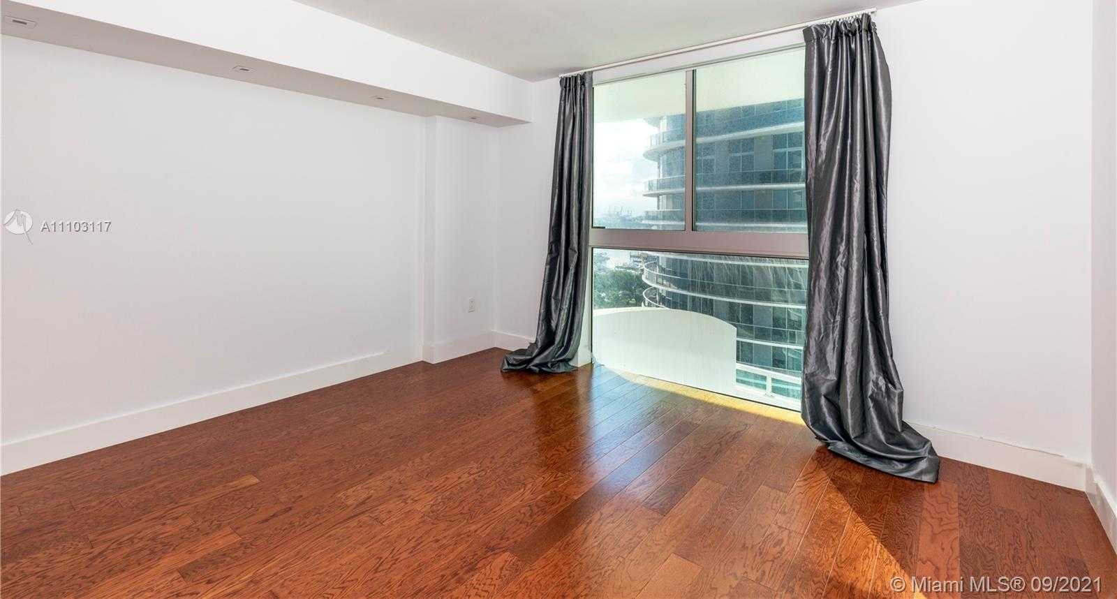 Small Image of 1800 NORTH BAYSHORE DR #1002, Miami Number 11