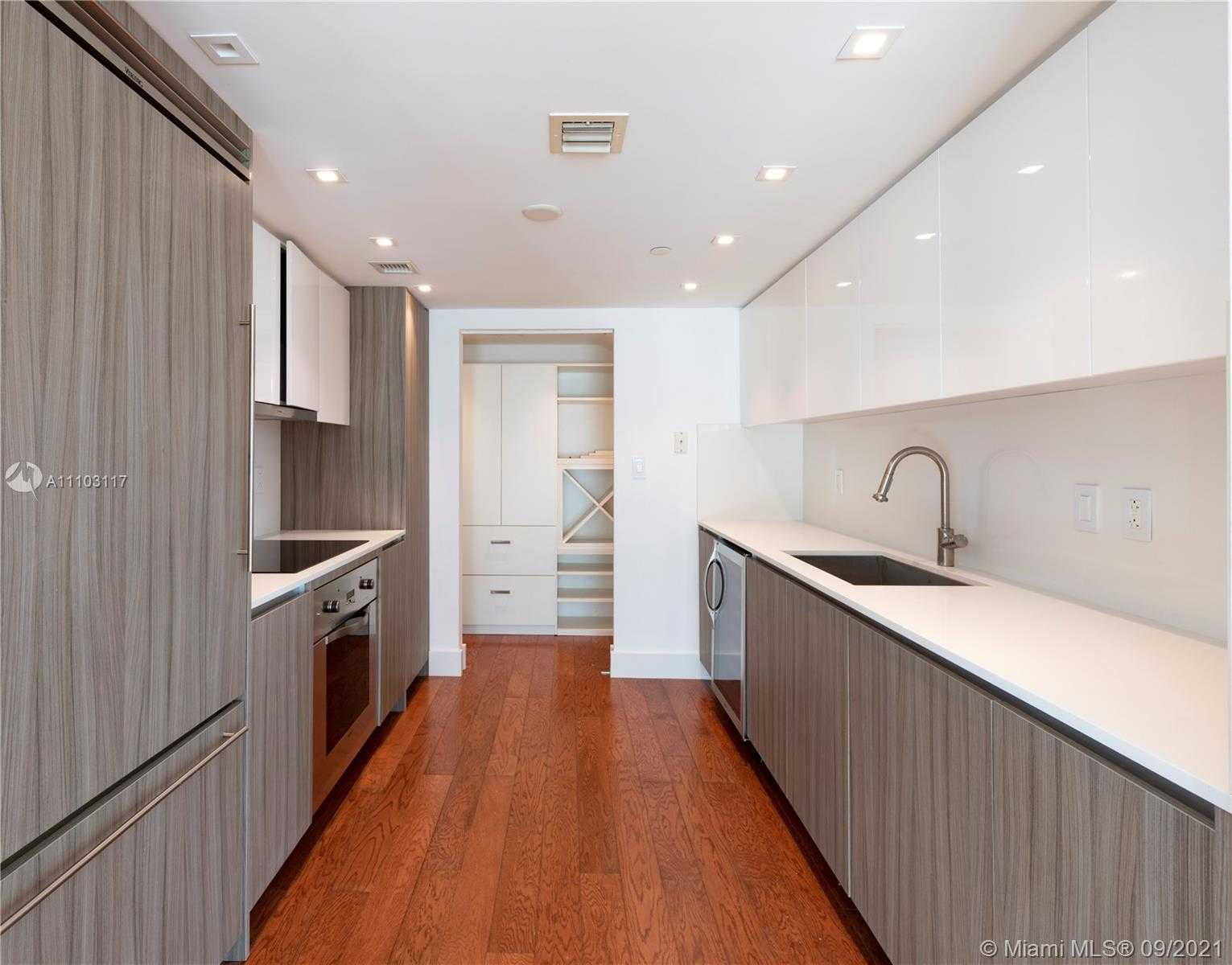 Small Image of 1800 NORTH BAYSHORE DR #1002, Miami Number 2