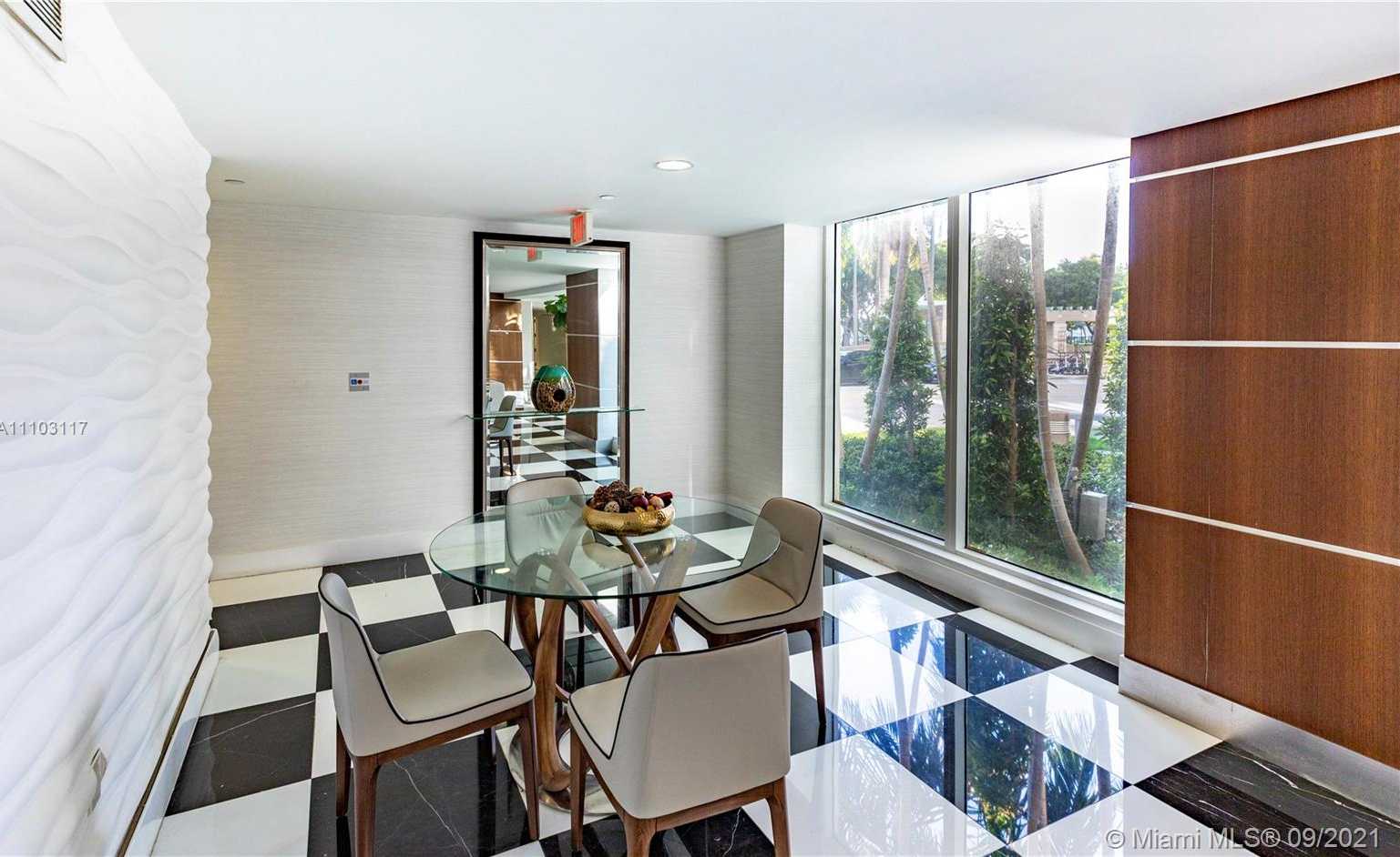 Small Image of 1800 NORTH BAYSHORE DR #1002, Miami Number 23