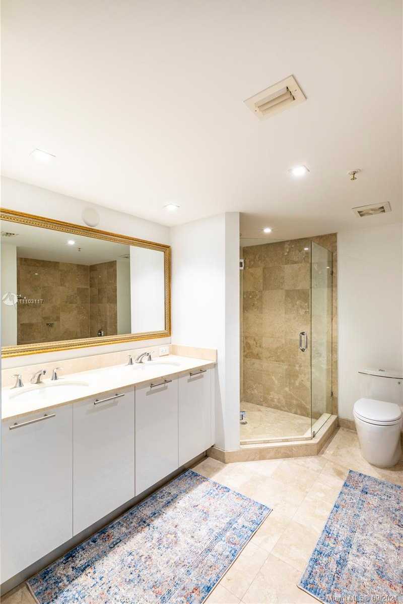 Small Image of 1800 NORTH BAYSHORE DR #1002, Miami Number 9
