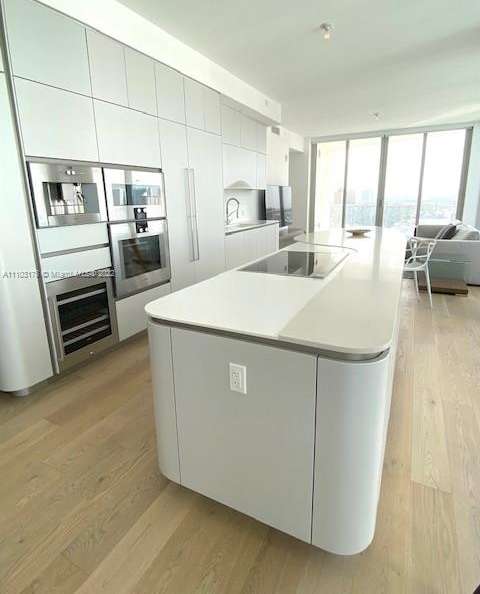 Small Image of 16901 COLLINS AVE #2005, Sunny Isles Beach Number 6