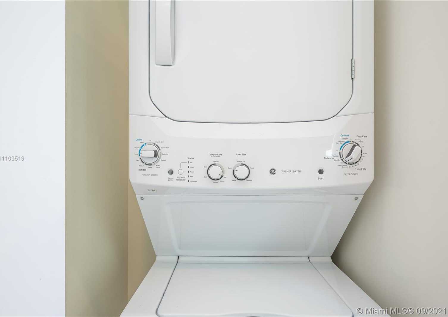 Small Image of 10410 NORTH WEST 67TH ST, Doral Number 34
