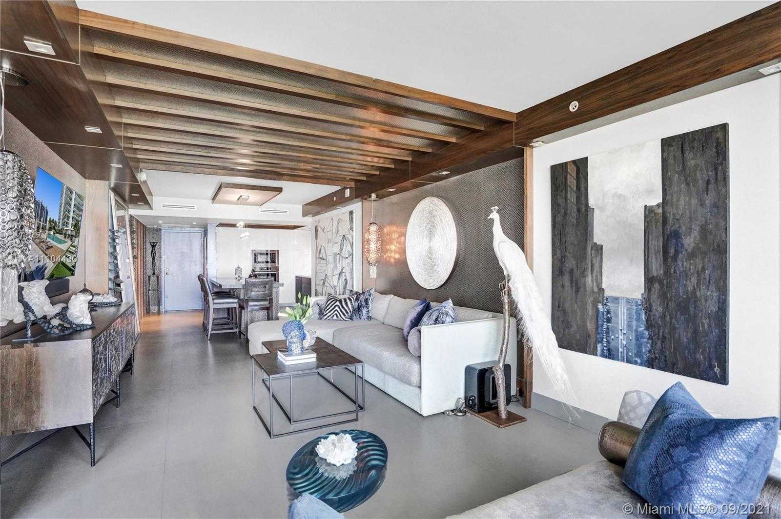 Small Image of 10 VENETIAN WAY #1503, Miami Beach Number 15
