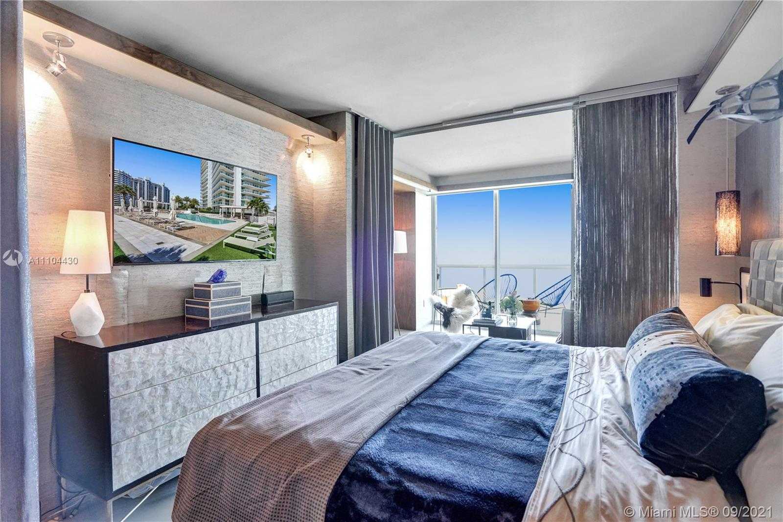 Small Image of 10 VENETIAN WAY #1503, Miami Beach Number 27