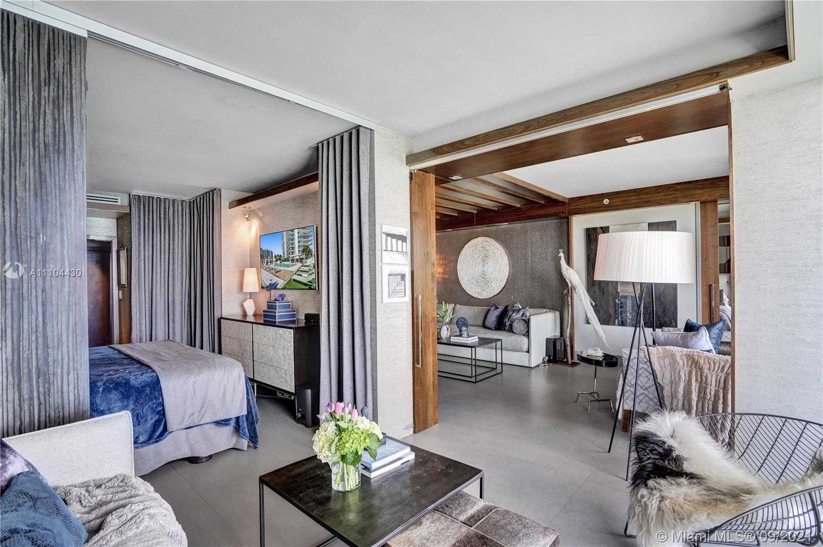 Small Image of 10 VENETIAN WAY #1503, Miami Beach Number 30