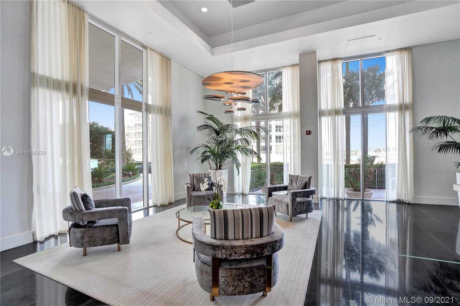 Small Image of 10 VENETIAN WAY #1503, Miami Beach Number 43