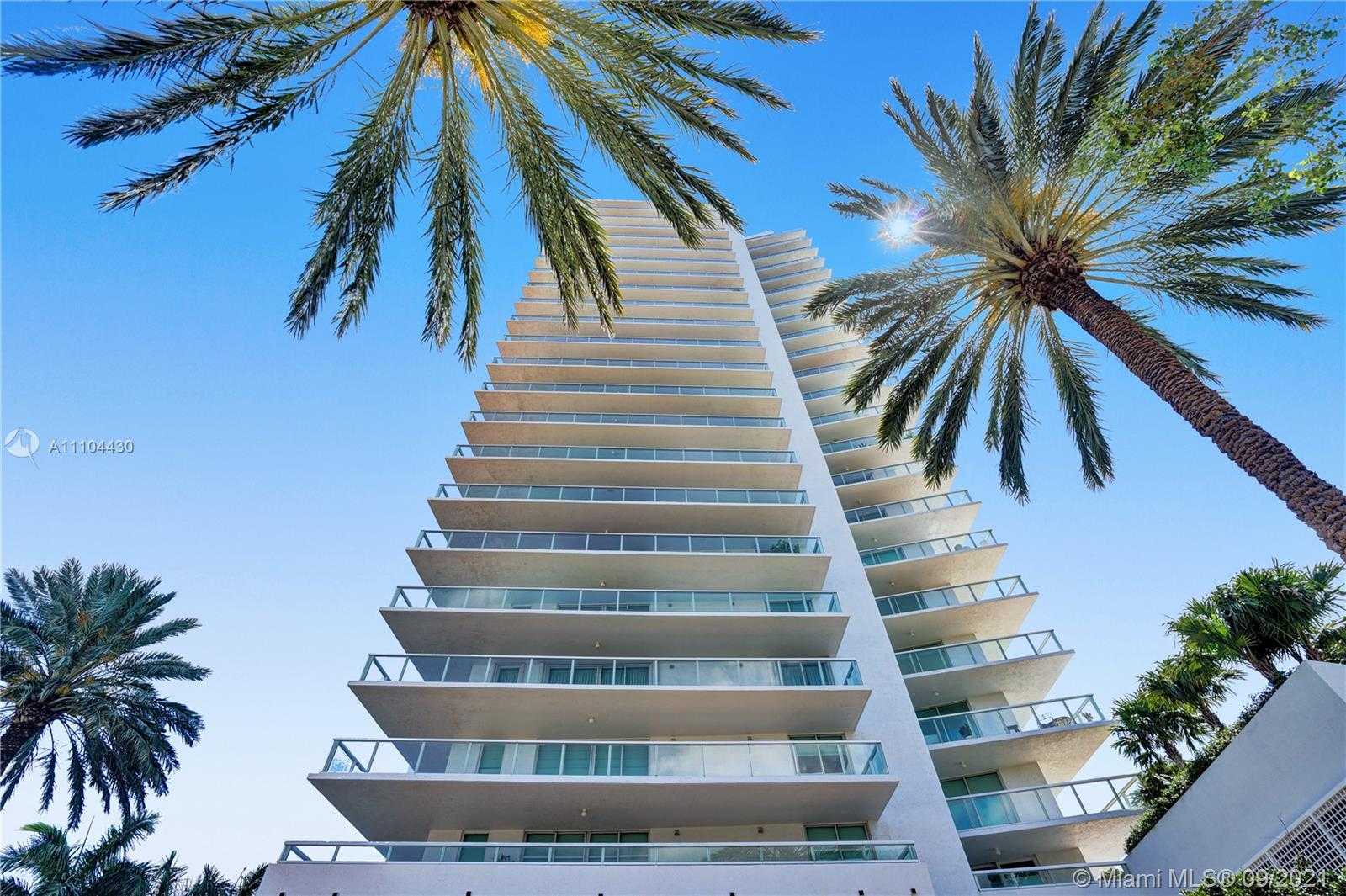 Small Image of 10 VENETIAN WAY #1503, Miami Beach Number 5
