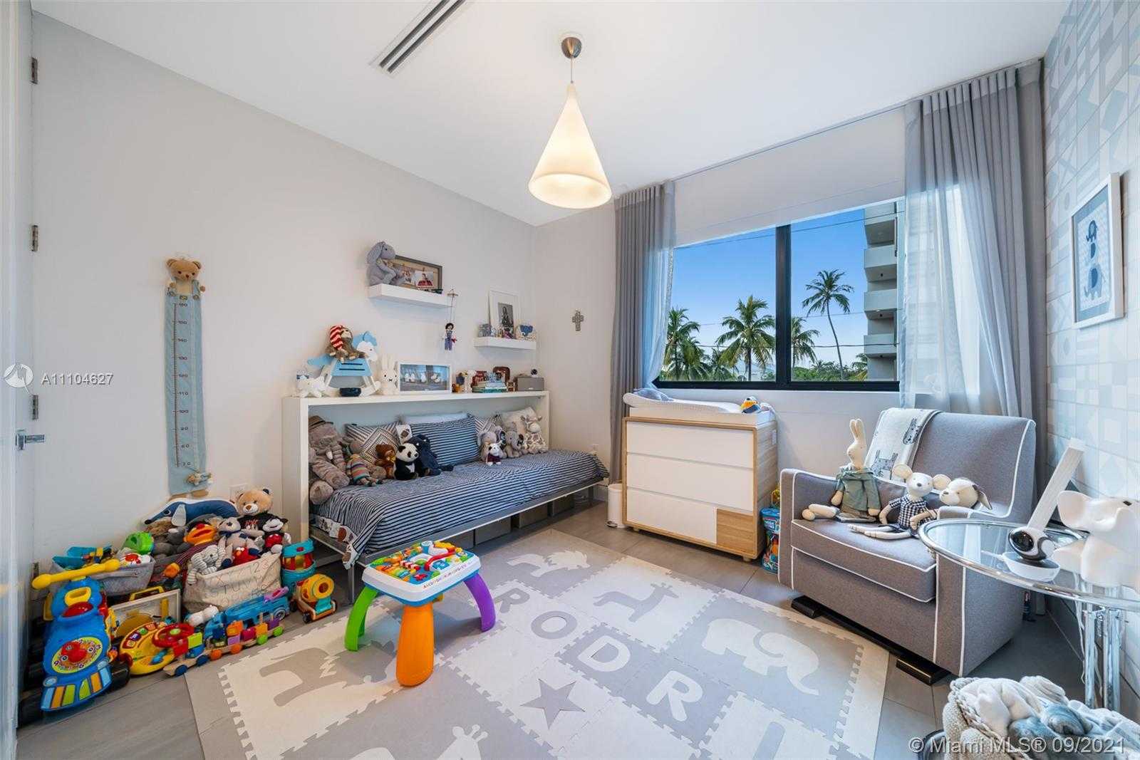 Small Image of 101 SUNRISE DR #A-201, Key Biscayne Number 23