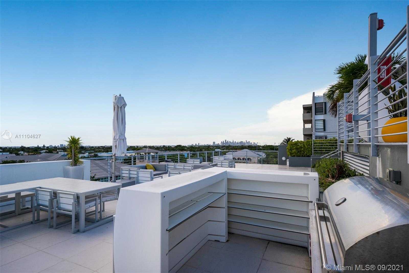 Small Image of 101 SUNRISE DR #A-201, Key Biscayne Number 34