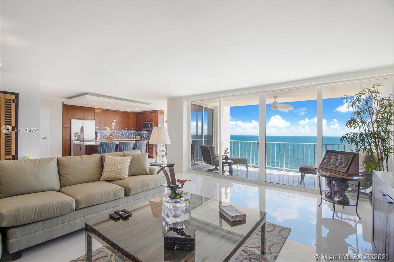Small Image of 881 OCEAN DR #10E, Key Biscayne Number 14