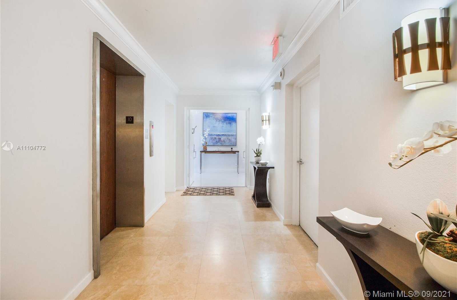 Small Image of 881 OCEAN DR #10E, Key Biscayne Number 7