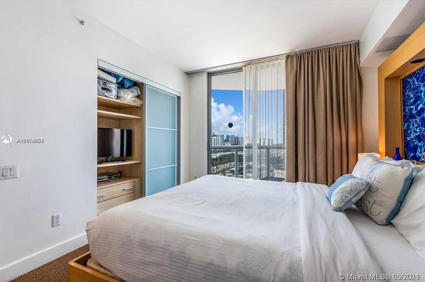 Small Image of 18683 COLLINS AVE #1007, Sunny Isles Beach Number 13