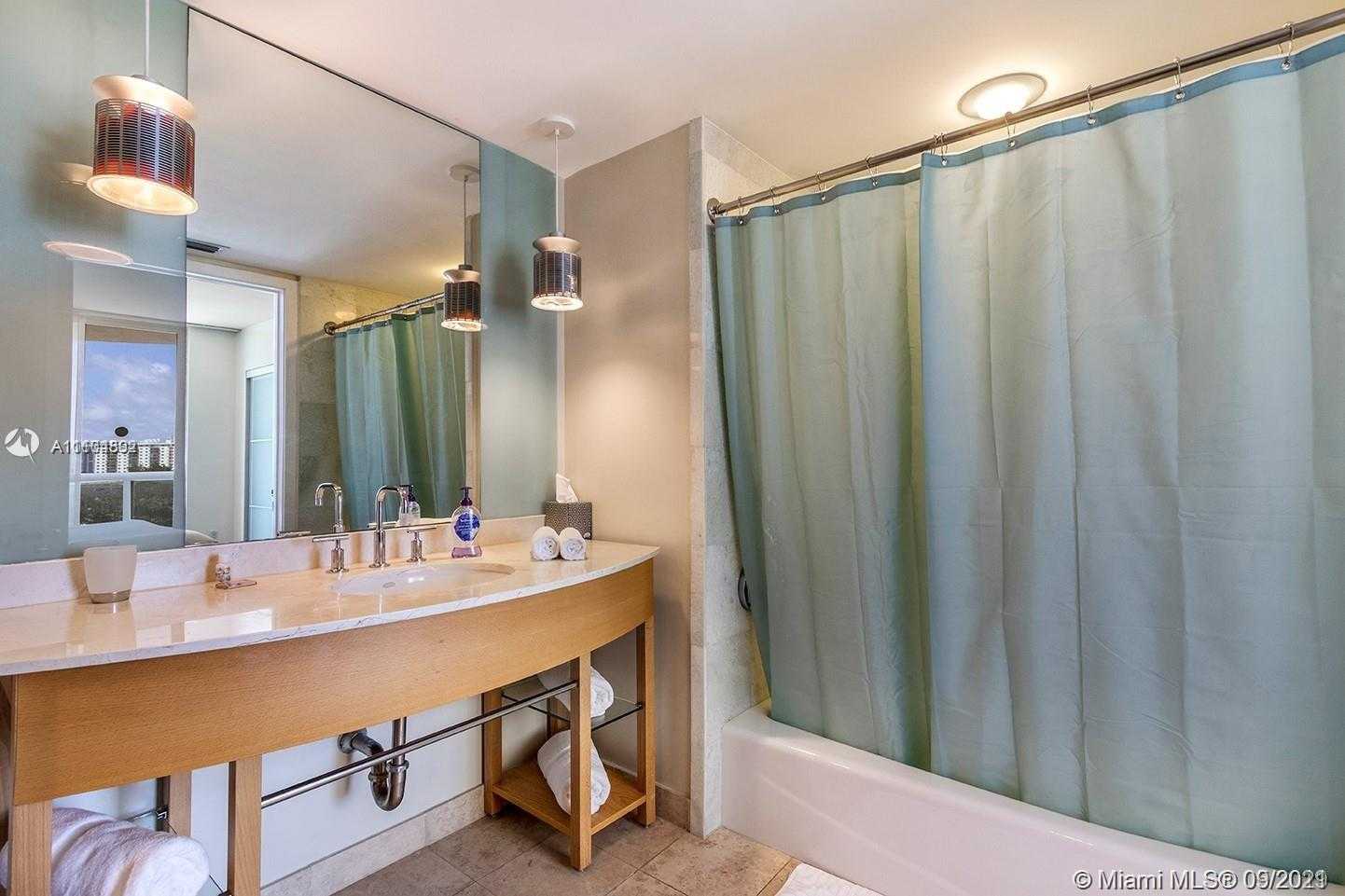Small Image of 18683 COLLINS AVE #1007, Sunny Isles Beach Number 14