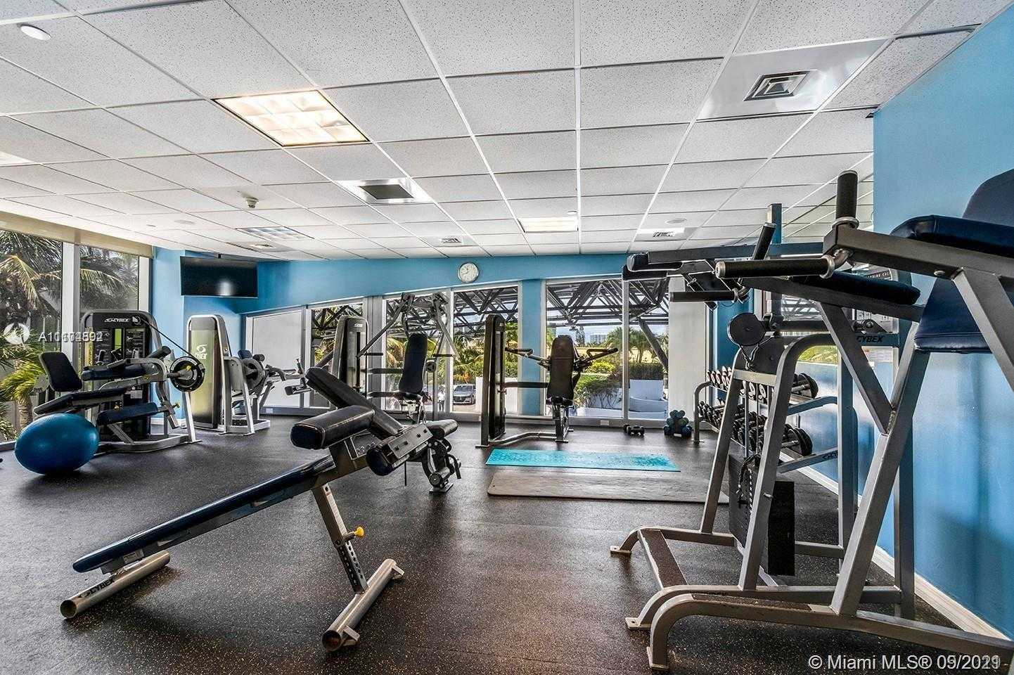 Small Image of 18683 COLLINS AVE #1007, Sunny Isles Beach Number 24