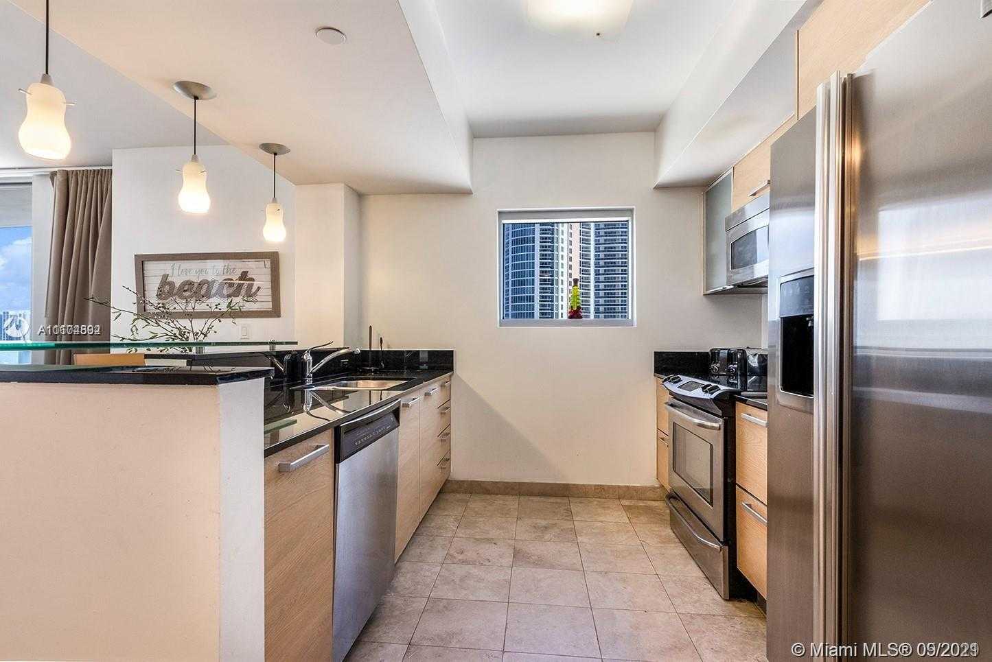 Small Image of 18683 COLLINS AVE #1007, Sunny Isles Beach Number 5