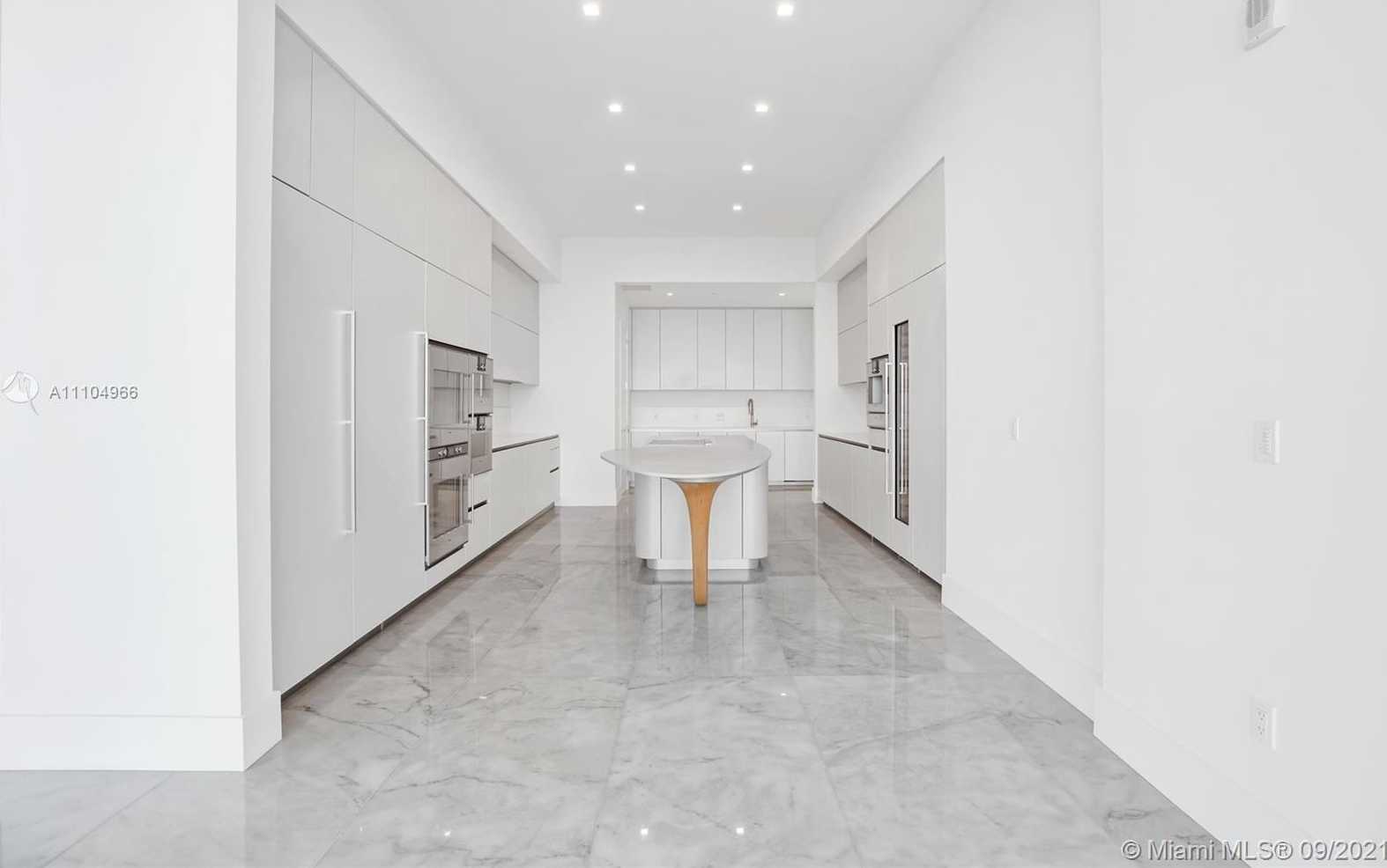 Small Image of 16901 COLLINS AVE #PH-5503, Sunny Isles Beach Number 20