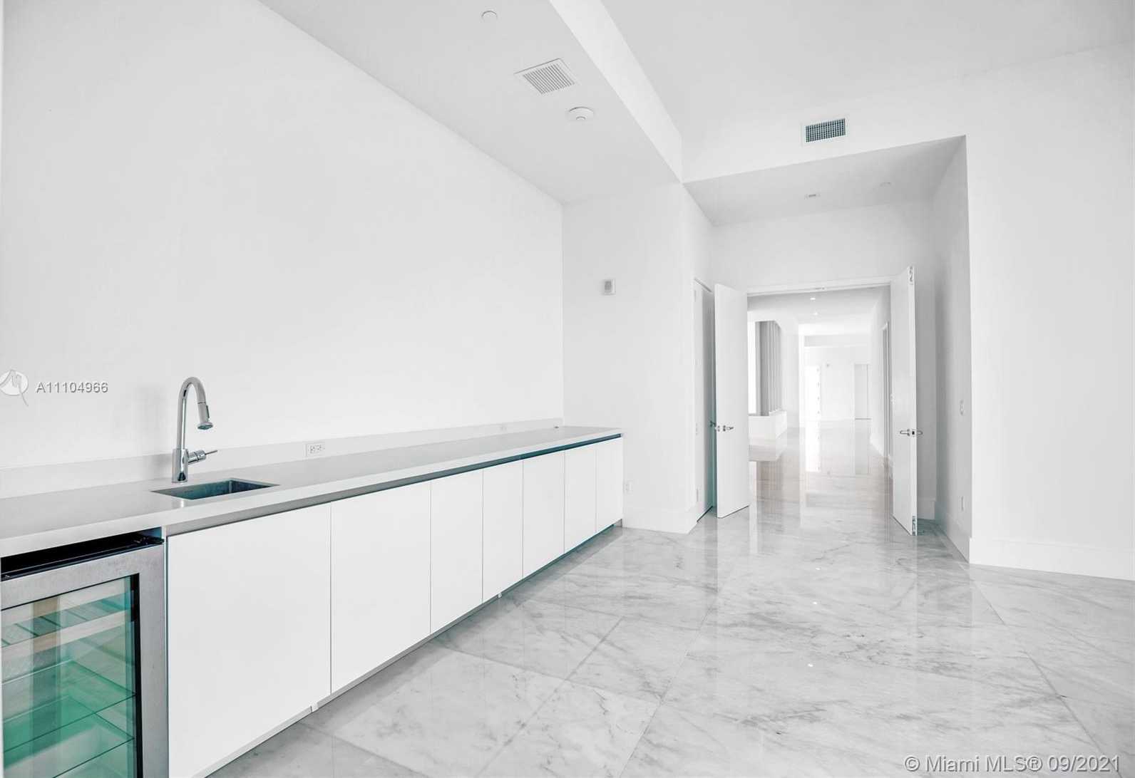 Small Image of 16901 COLLINS AVE #PH-5503, Sunny Isles Beach Number 30
