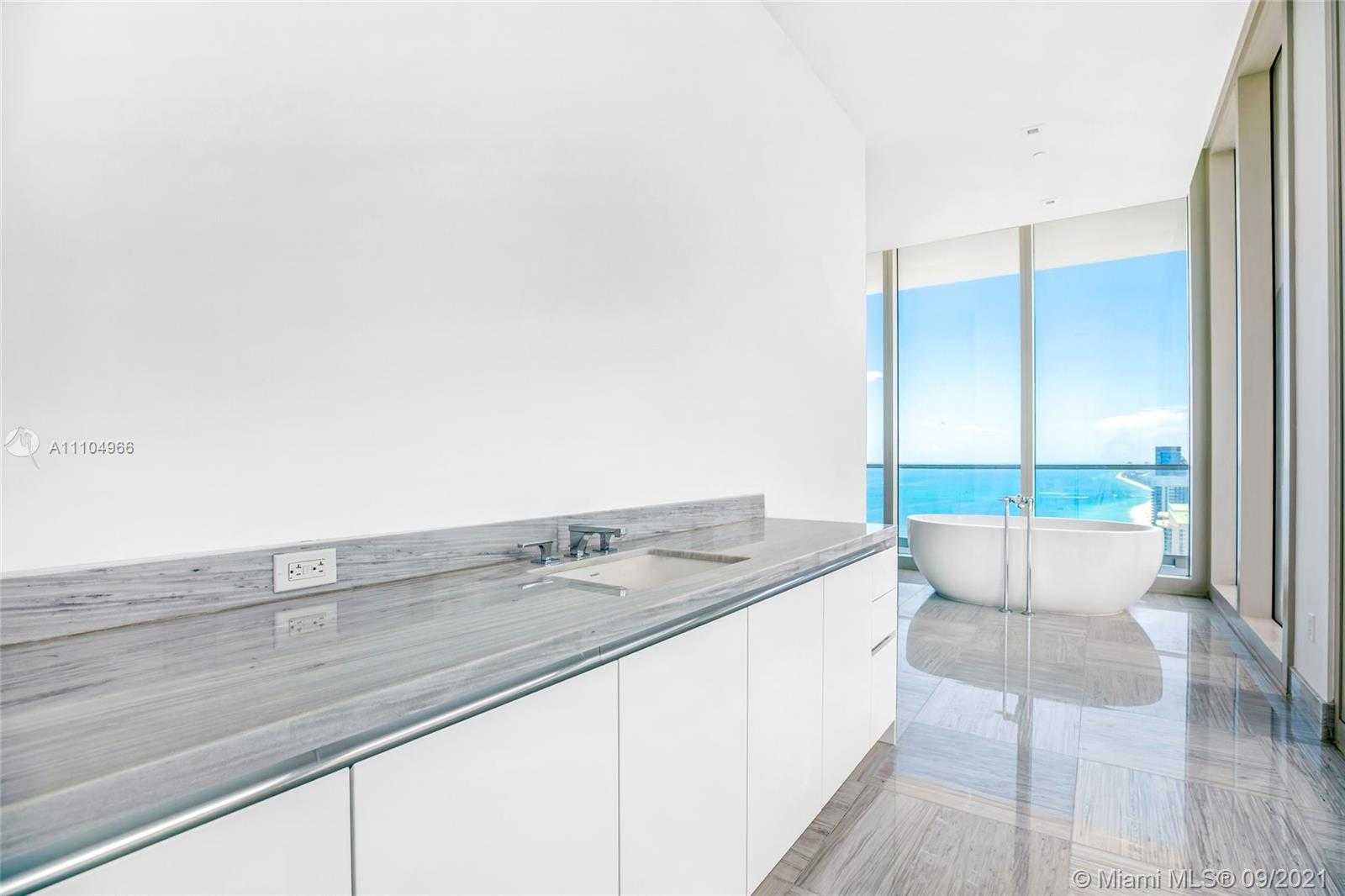 Small Image of 16901 COLLINS AVE #PH-5503, Sunny Isles Beach Number 47