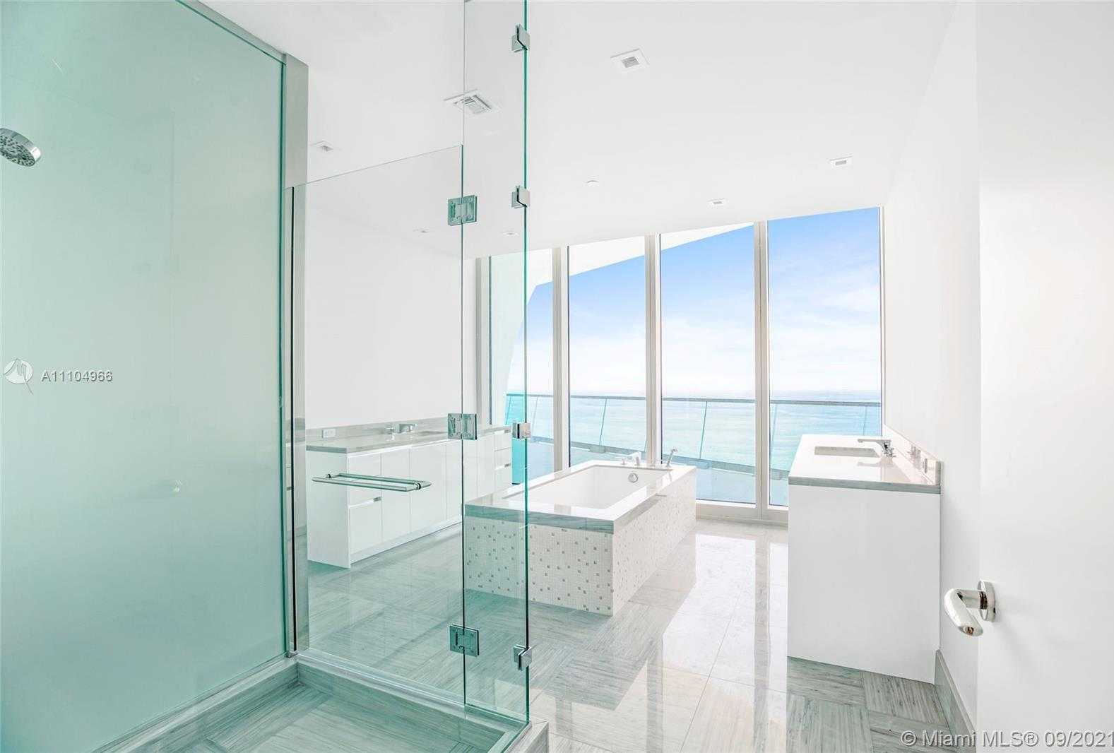 Small Image of 16901 COLLINS AVE #PH-5503, Sunny Isles Beach Number 54