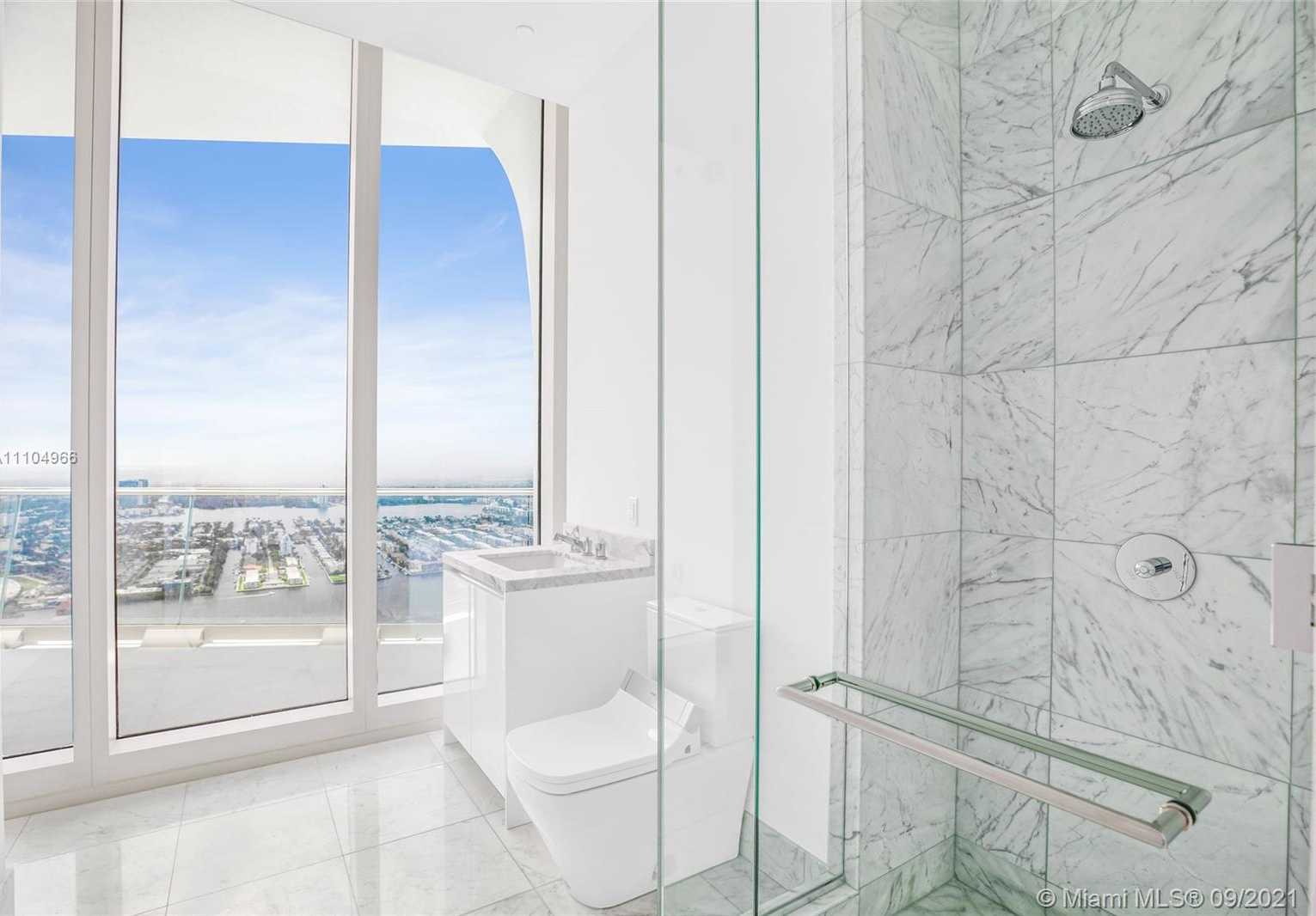 Small Image of 16901 COLLINS AVE #PH-5503, Sunny Isles Beach Number 79