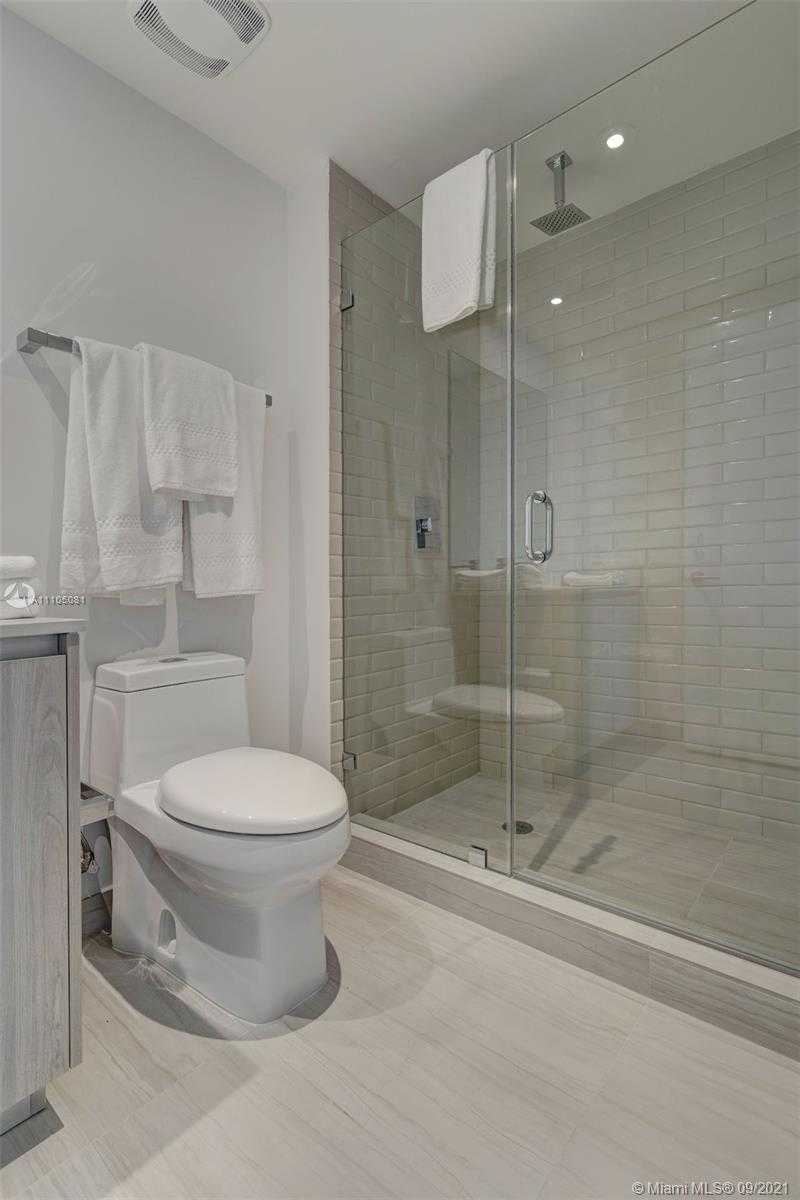 Small Image of 4010 SOUTH OCEAN DR #R2502, Hollywood Number 34