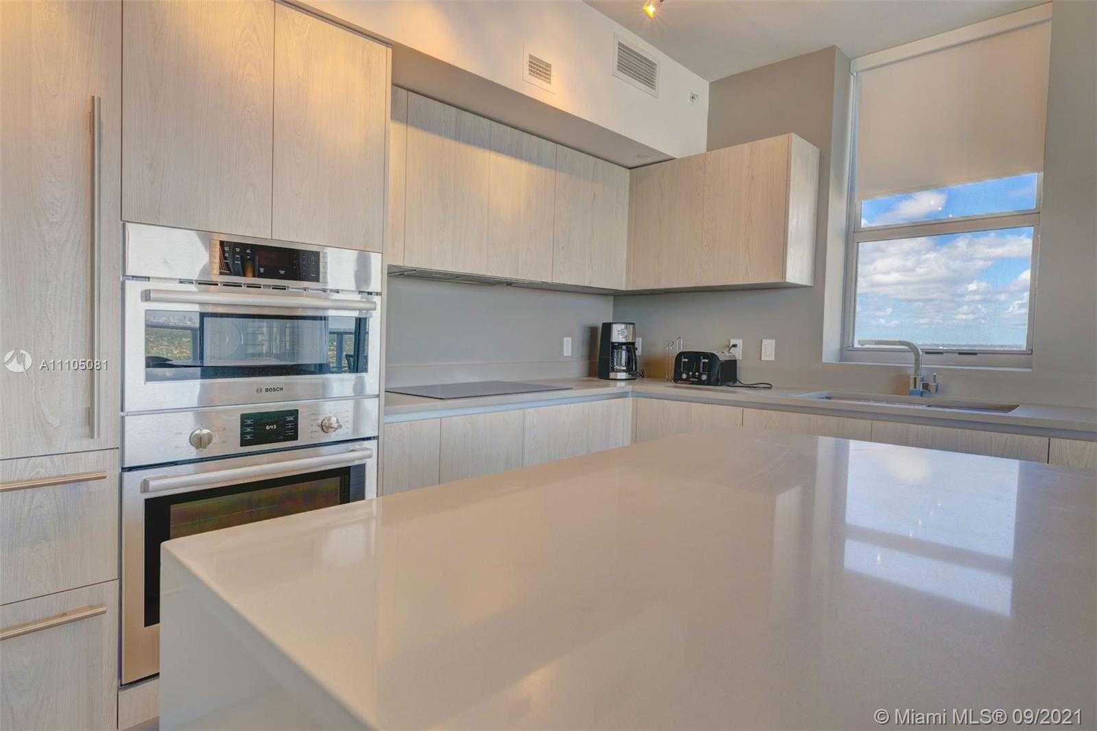 Small Image of 4010 SOUTH OCEAN DR #R2502, Hollywood Number 9