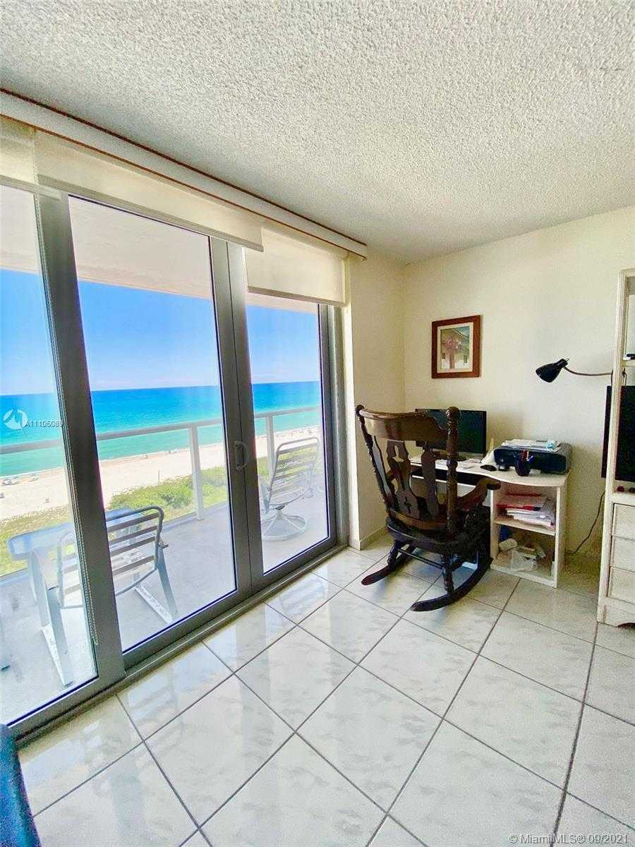 Small Image of 5701 COLLINS AVE #906, Miami Beach Number 8