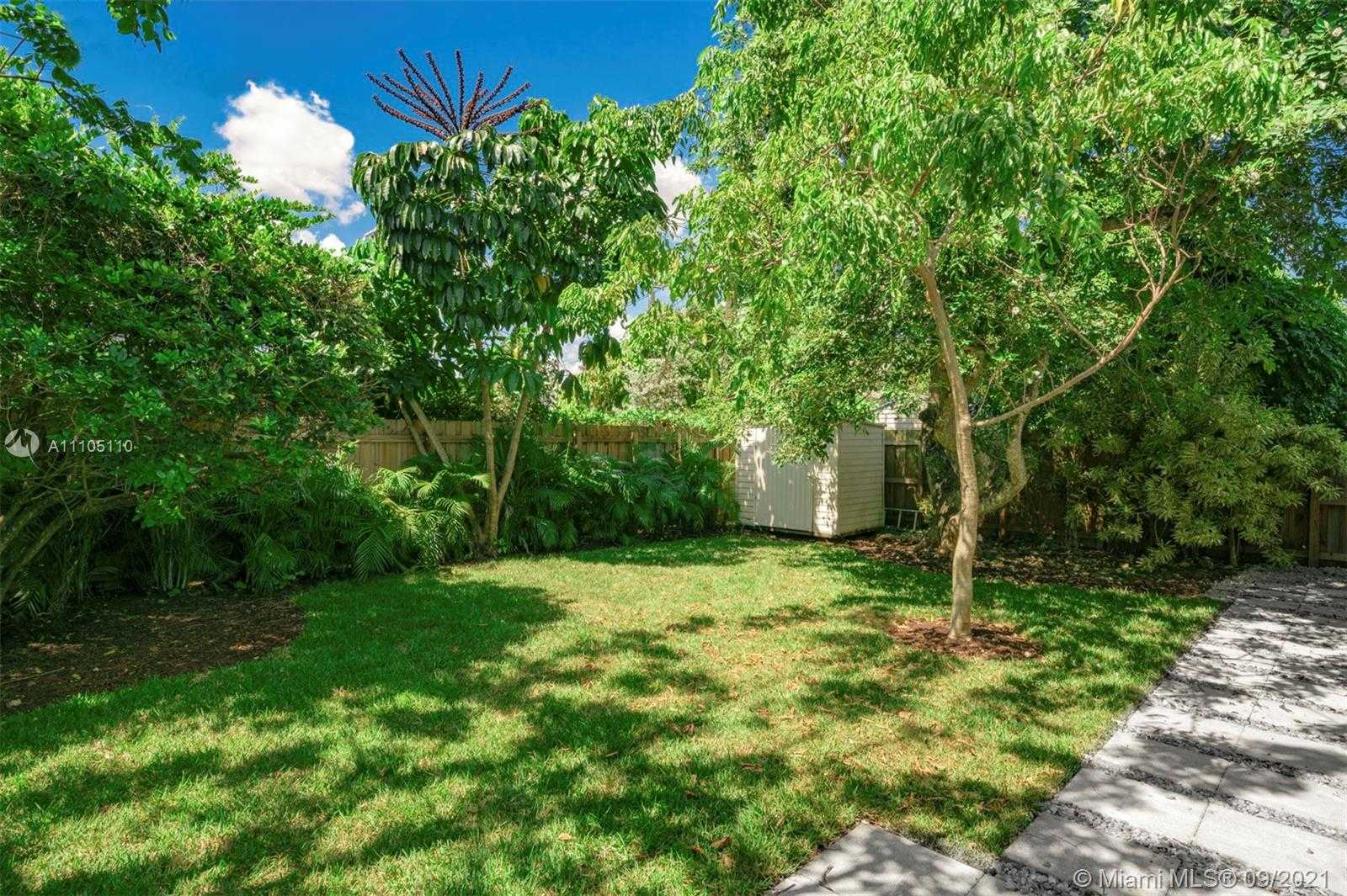 Small Image of 11690 SOUTH WEST 81ST RD #11690-2, Pinecrest Number 22