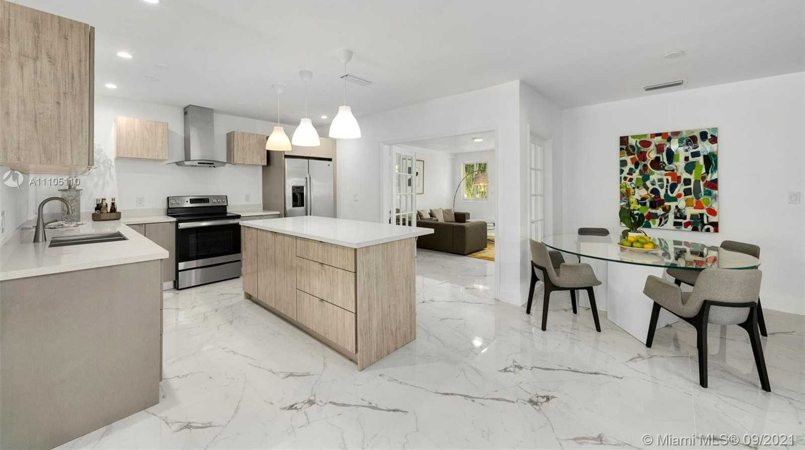 Small Image of 11690 SOUTH WEST 81ST RD #11690-2, Pinecrest Number 9