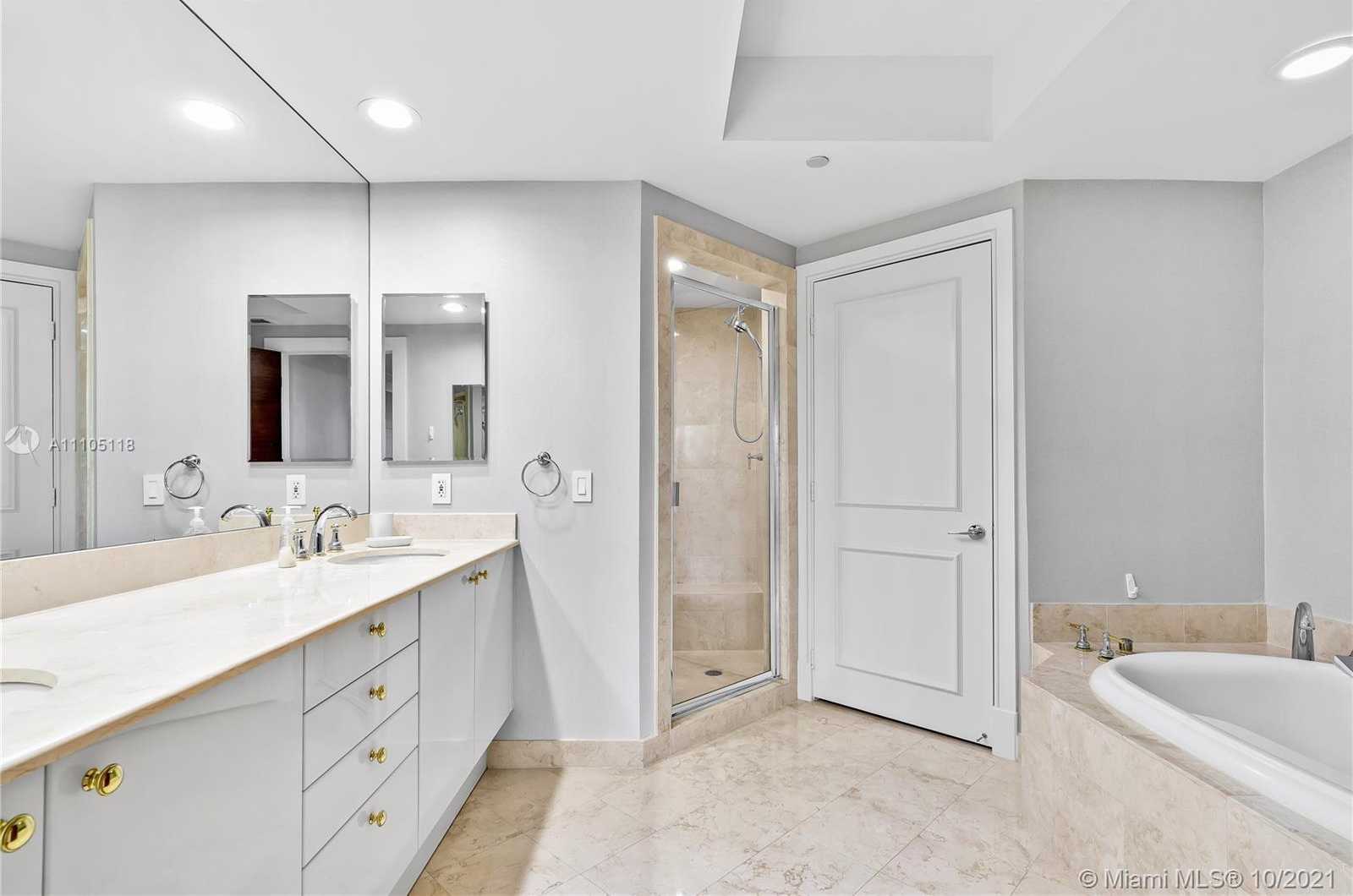 Small Image of 791 CRANDON BLVD #506, Key Biscayne Number 17