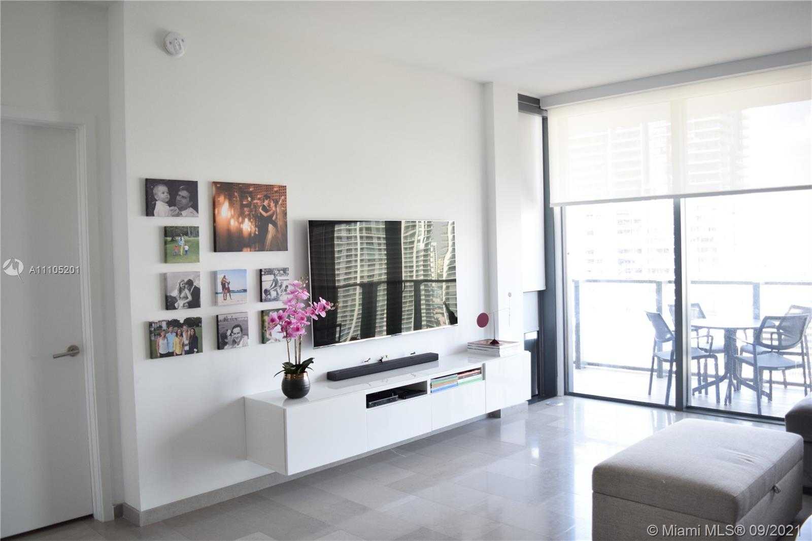 Small Image of 68 SOUTH EAST 6TH ST #2306, Miami Number 4