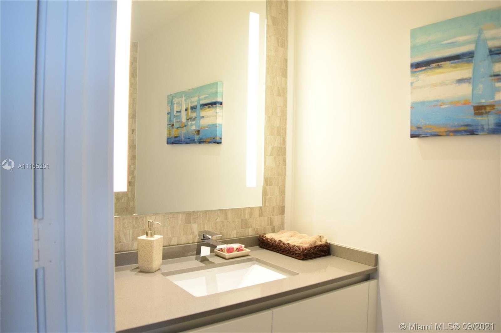 Small Image of 68 SOUTH EAST 6TH ST #2306, Miami Number 8