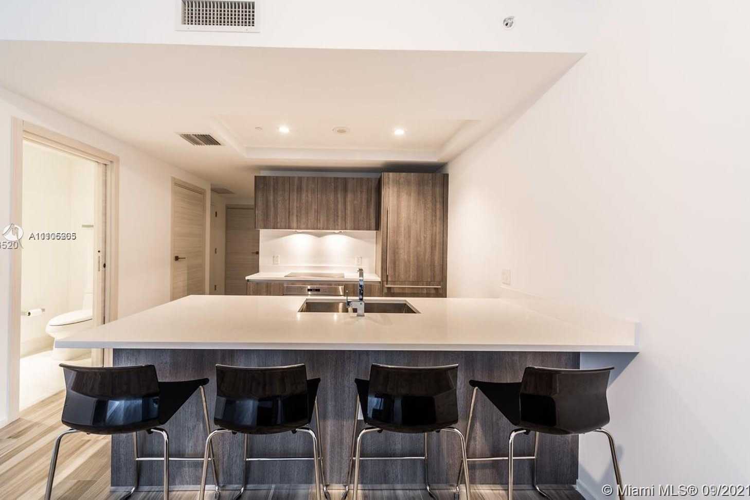 Small Image of 801 SOUTH MIAMI AVE #3507, Miami Number 4