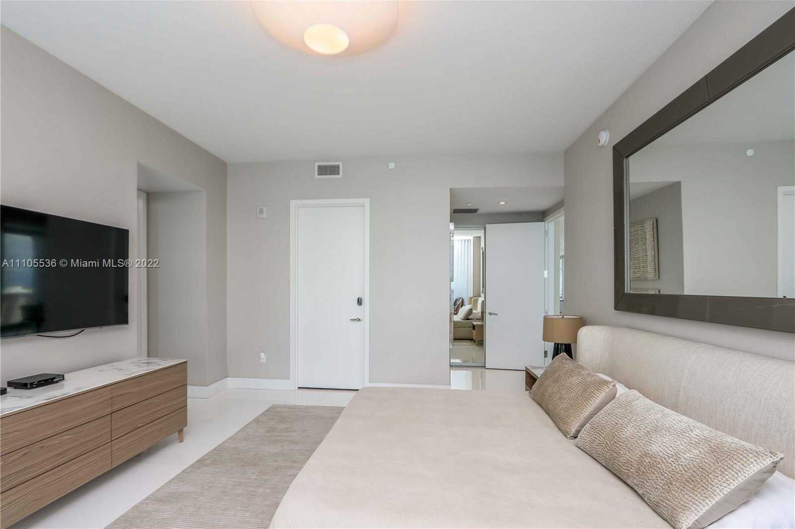 Small Image of 16901 COLLINS AVE #2205, Sunny Isles Beach Number 15