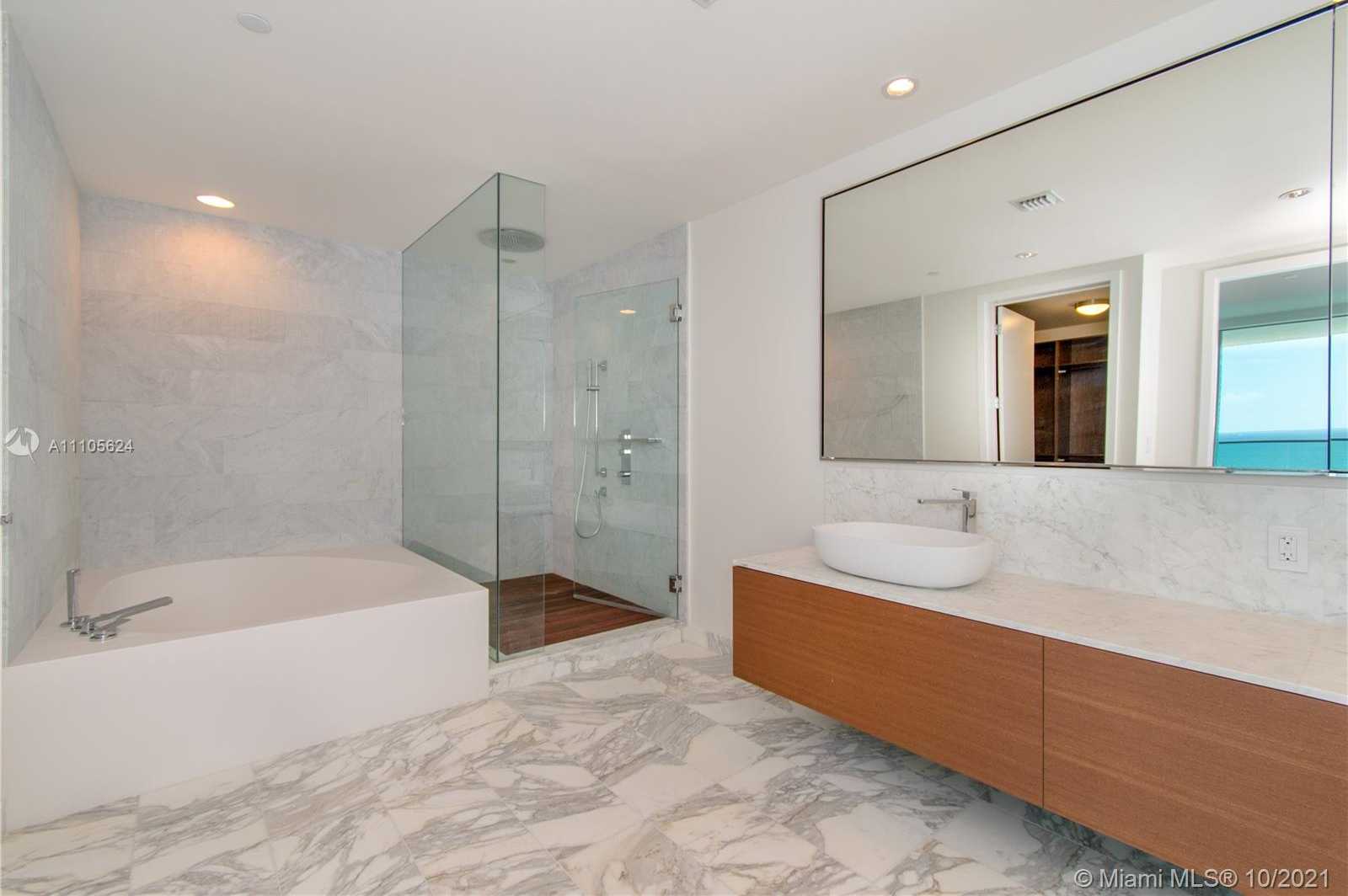 Small Image of 10203 COLLINS AVE #1903N, Bal Harbour Number 27