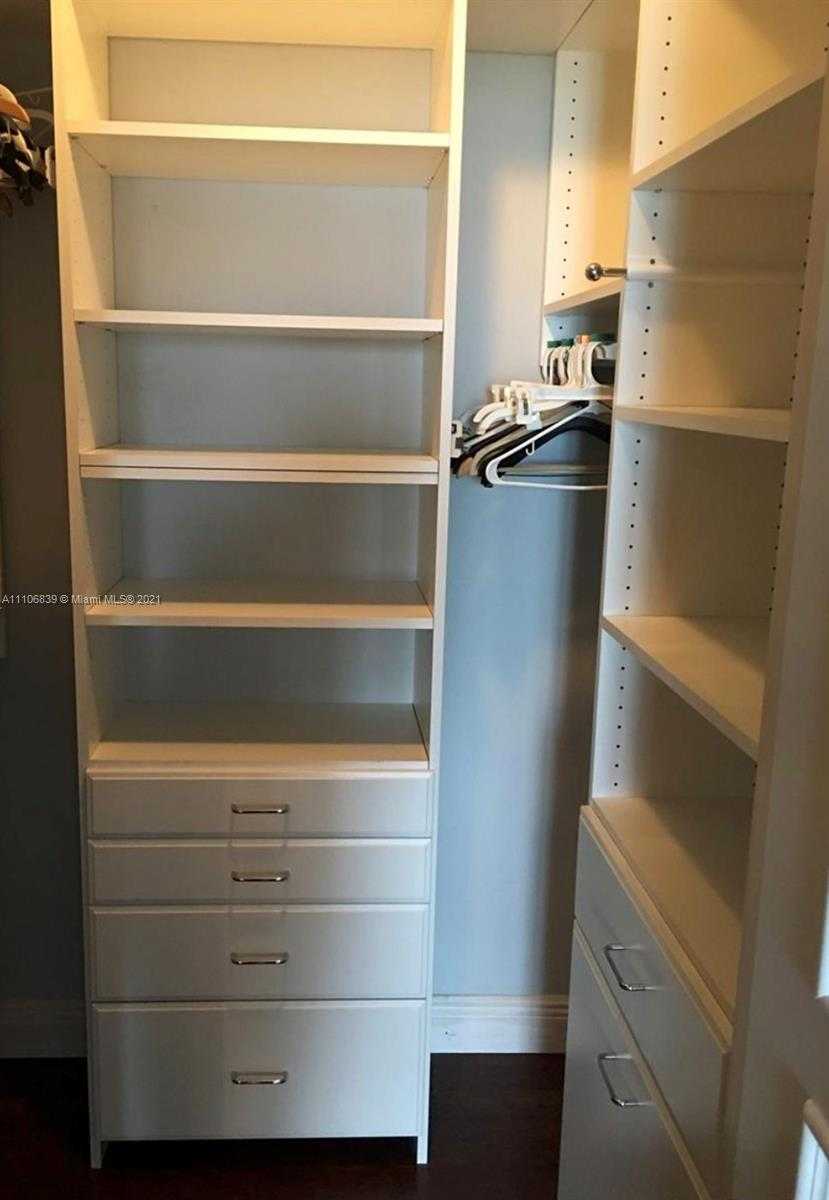 Small Image of 6365 COLLINS AVE #2811, Miami Beach Number 14